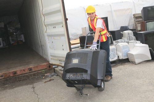 Different sizes of skips available in Chigwell
